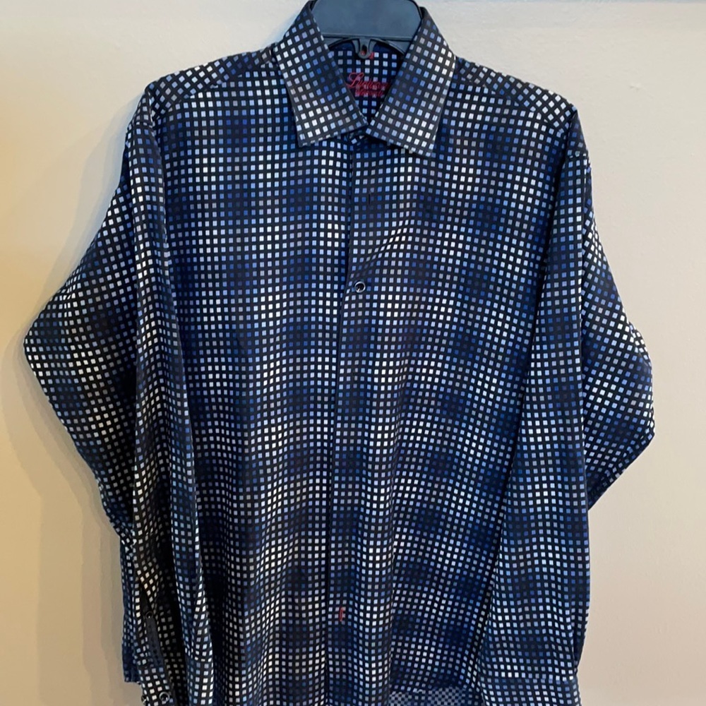 LUCHIANO VISCONTI DESIGNER men’s Dress / casual button down shirt. Size Med
